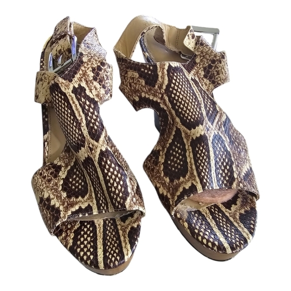 Michael Kors Wedge Heels 9.5M Brown Snake Print Leather Slingback Comfy - Picture 3 of 14